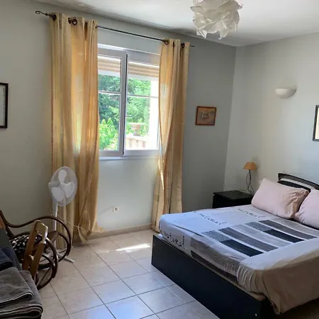 Quarto em Acomodações Particulares Salvaterra Sauveterre (Gard)
